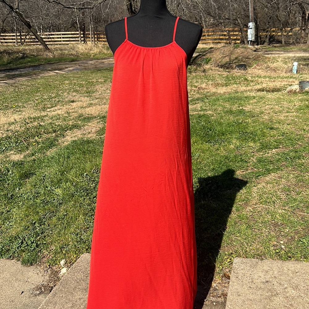 Dress - Picture 2 of 3
